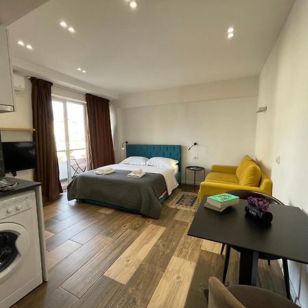 Boutique Central Studio Apartments Tirana Exterior photo
