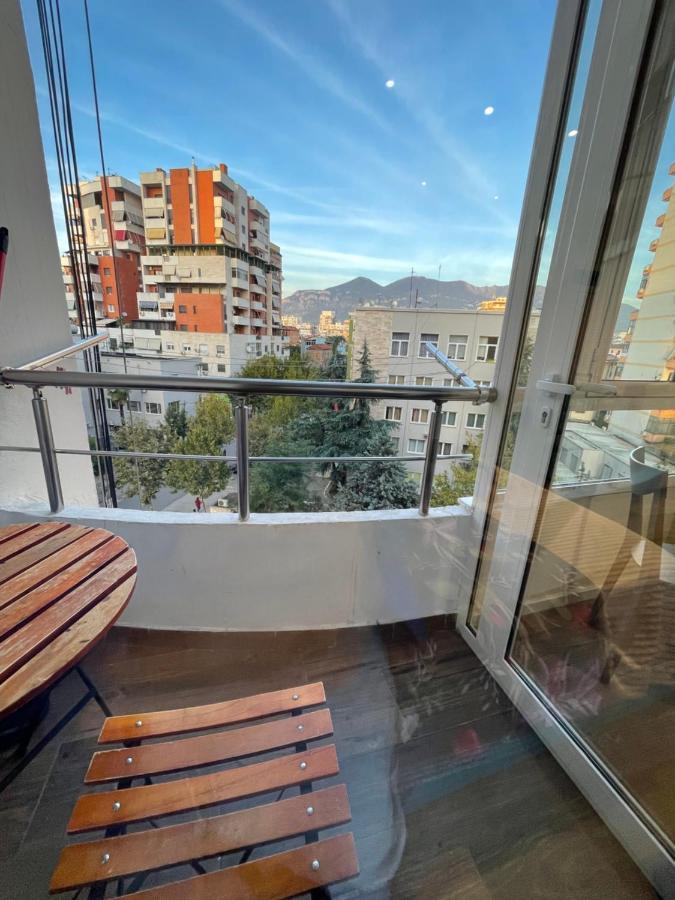 Boutique Central Studio Apartments Tirana Exterior photo