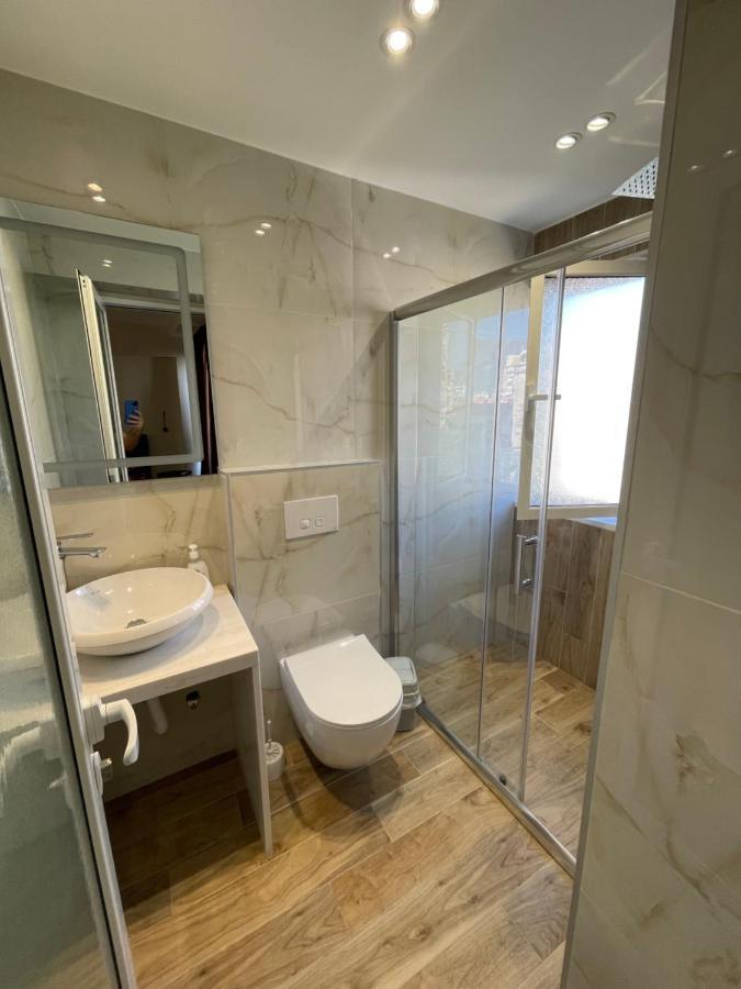 Boutique Central Studio Apartments Tirana Exterior photo