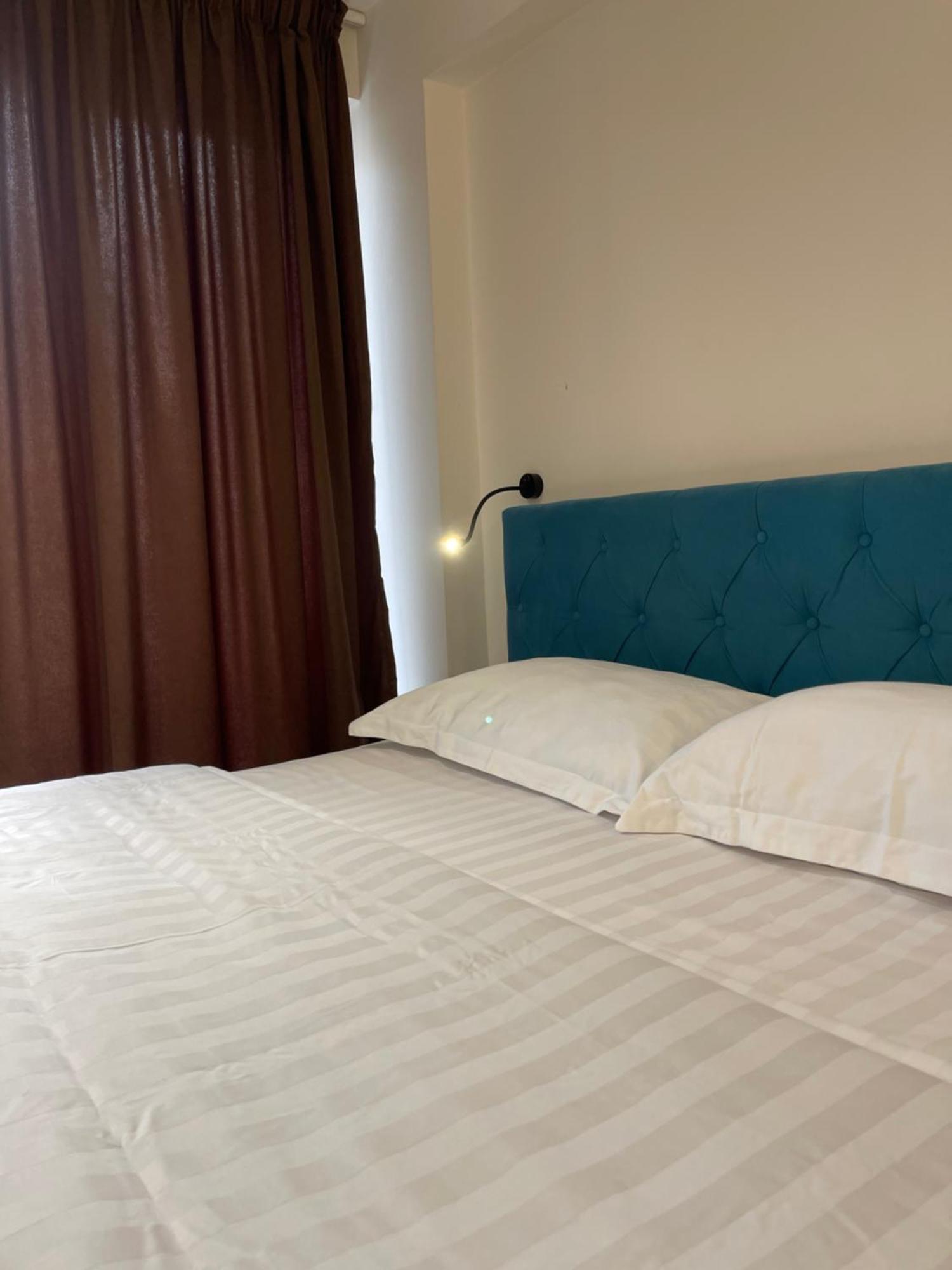 Boutique Central Studio Apartments Tirana Exterior photo