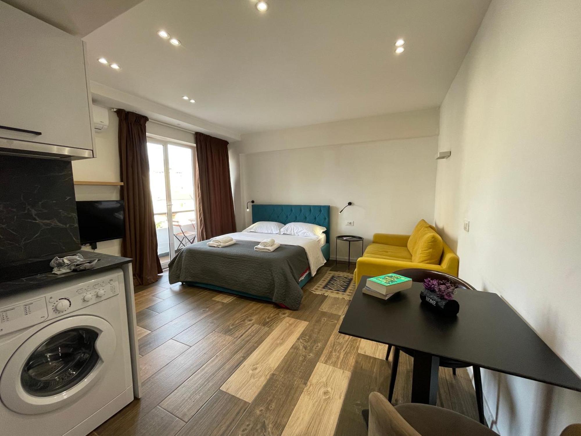 Boutique Central Studio Apartments Tirana Exterior photo